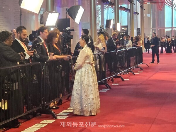 Fox News와 NPR, CNN 등 30여 개 주요 언론사 media들이 정명훈 총회장의 대내외적인 활동에 관심을 가지고 취재에 열기를 보였다.