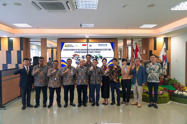 코이카는 지난 25일 인도네시아 찌타룸강 유역  홍수 예,경보 시스템 구축  완공 기념식을 개최했다고 밝혔다. 