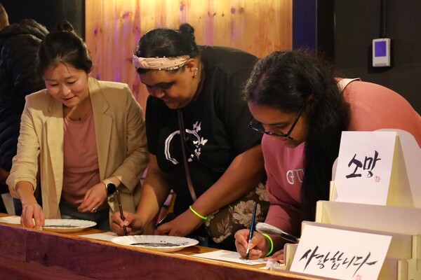 주남아공한국문화원은 7월 19일(토), 남아프리카공화국 동부 항구 도시 더반에서 일일 종합 한국문화 체험행사 '찾아가는 K-컬쳐(Travelling Korea)’를 개최했다.