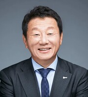 최윤 이사장(OK금융그룹 회장).