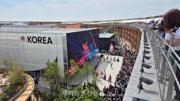 지난 4월 13일 개막한 2025오사카박람회장 내 한국관 전경. 