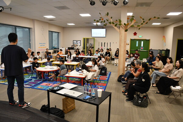 재외동포청(청장 이상덕)은 8월 14일부터 16일까지(현지시간) 미국 캘리포니아에서 ‘주말 한글학교 역량강화 순회연수’를 개최했다.