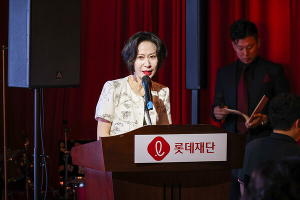 21일 에서 장혜선 이사장이 인사말을 하고 있다.