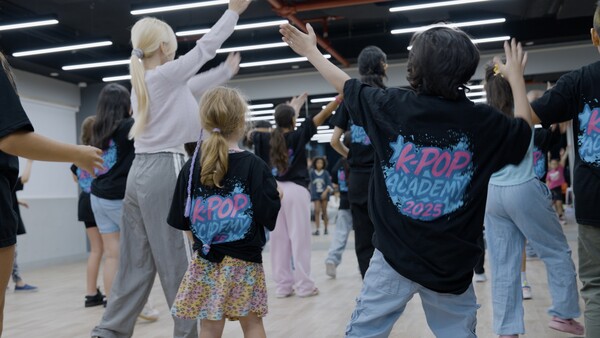 이번 워크숍에는 UAE를 비롯, 오만, 요르단, 수단, 필리핀, 미국, 영국, 캐나다, 인도 등 다양한 국적의 성인, 청소년, 어린이들이 참가했다.  