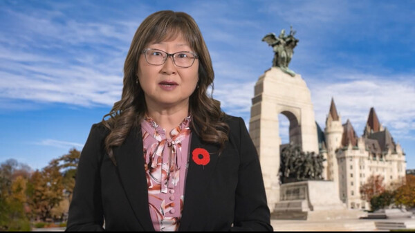 리멤버런스 데이를 맞아 영상 메세지를 통해 한국전 참전의 의미를 되새긴 연아 마틴 상원의원이 "희생은 영원한 우정의 토대"라고 강조했다.