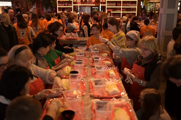 aT는 11월 22일 ‘김치의 날’을 맞아 ‘모스크바 K-김치 & K-라면 페스티벌’을 개최했다.