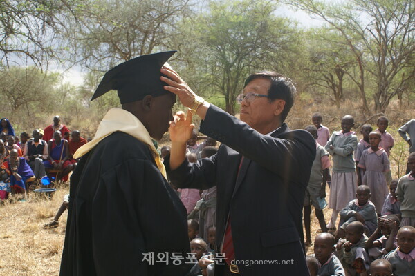 국무총리 표창을 수상한, 케냐의 장세균 선교사. [외교부]