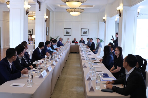 지난 3월 5일(현지시각) 캄보디아 진출 한국건설기업 JBK건설주관으로 열린 한국건설기업과 캄보디아정부기관간 협력 강화 위한 세미나 겸 네트워킹 행사 장면