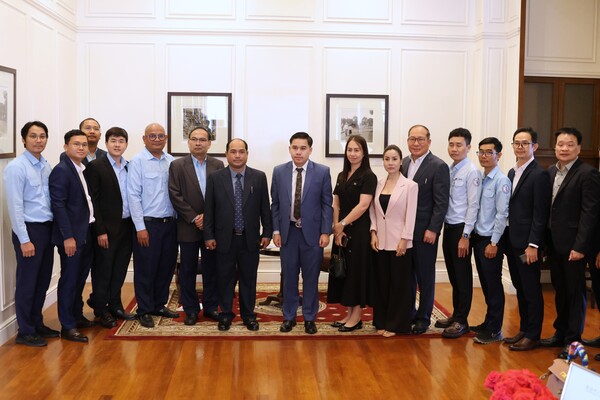 양국 건설분야 협력을 위한 네크워킹 및 세미나를 마친 후 기념촬영중인 관계자들 [박정연 재외기자]