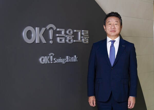 재일동포 기업인 최윤 OK금융그룹 회장.
